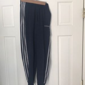 Adidas boys joggers (size 10-12).